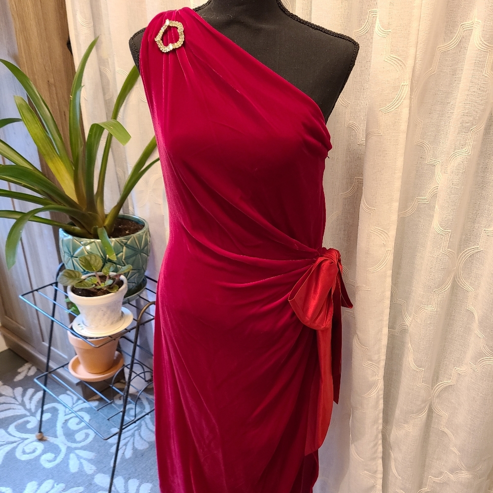 Bombshell Pinup Red Velvet Dress